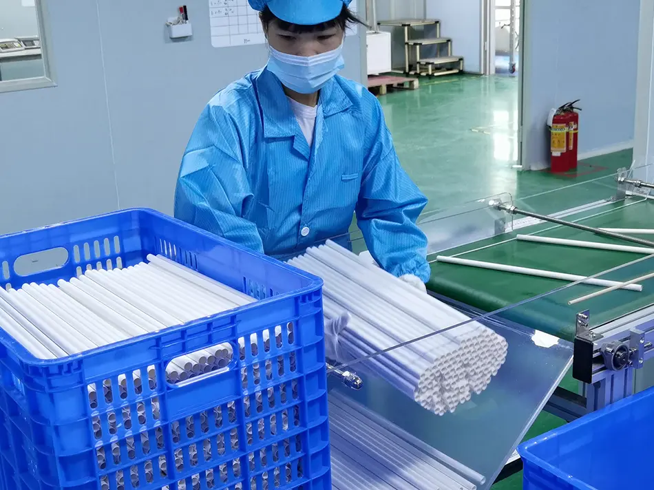 "I'm Going to Stock up on 30 Million Paper Straws" | 'plastic' War, Visiting a Paper Straw Factory